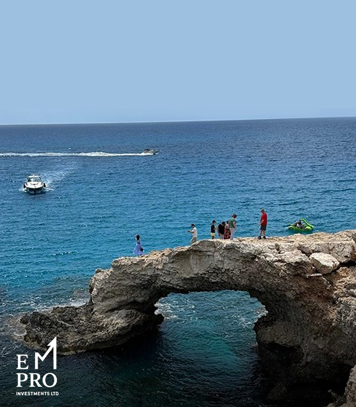 Transport i komunikacja na Cyprze